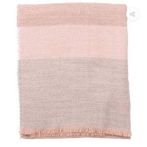 Summer & Rose NWOT Carlie Blanket Scarf